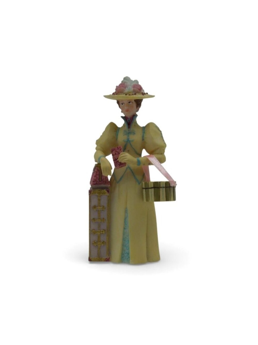 Avon Mrs Albee 2002 Presidents Club The Traveler Figurine 3.5"